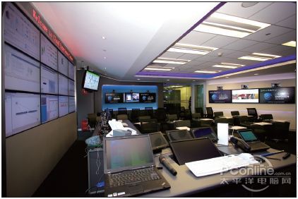 思科在上海建環(huán)繞式示范機房