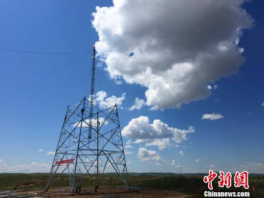 挑戰(zhàn)不可能 世界“四項(xiàng)第一”特高壓工程年底建成