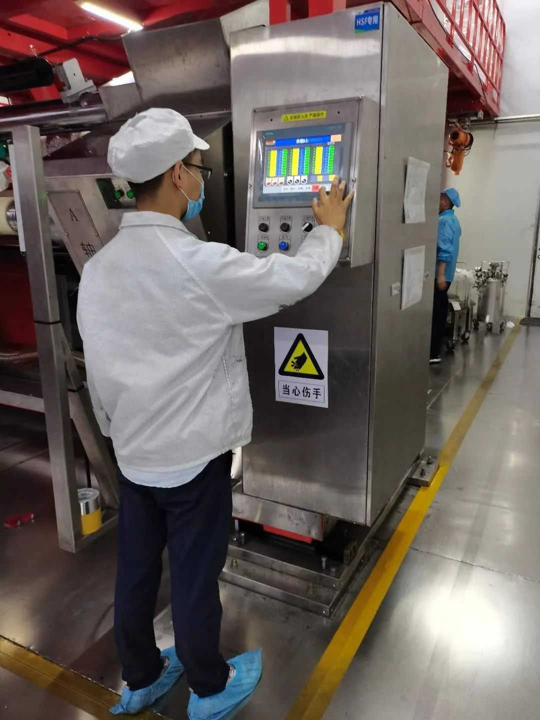 奮斗姿態(tài)書寫人生底色 銀隆儲能“小哥哥”的職場進擊姿勢